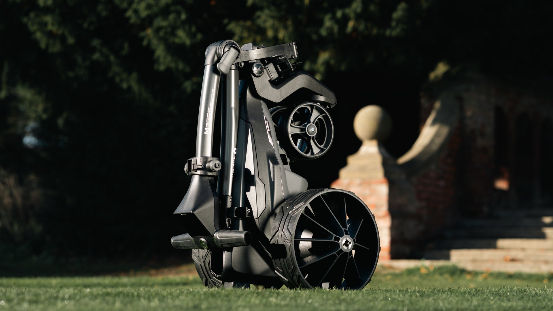 Motocaddy M7 GPS Lithium 2026 + Free Bag